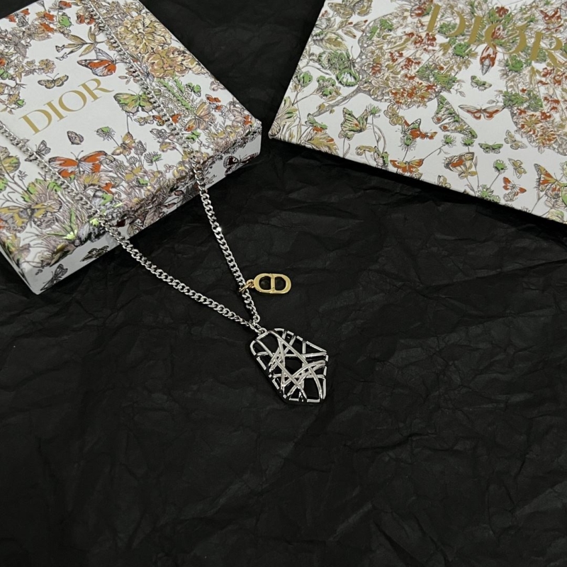 chr1st1an D10r necklaces